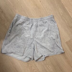 Men’s Lulu Lemon Pacebreaker Shorts
